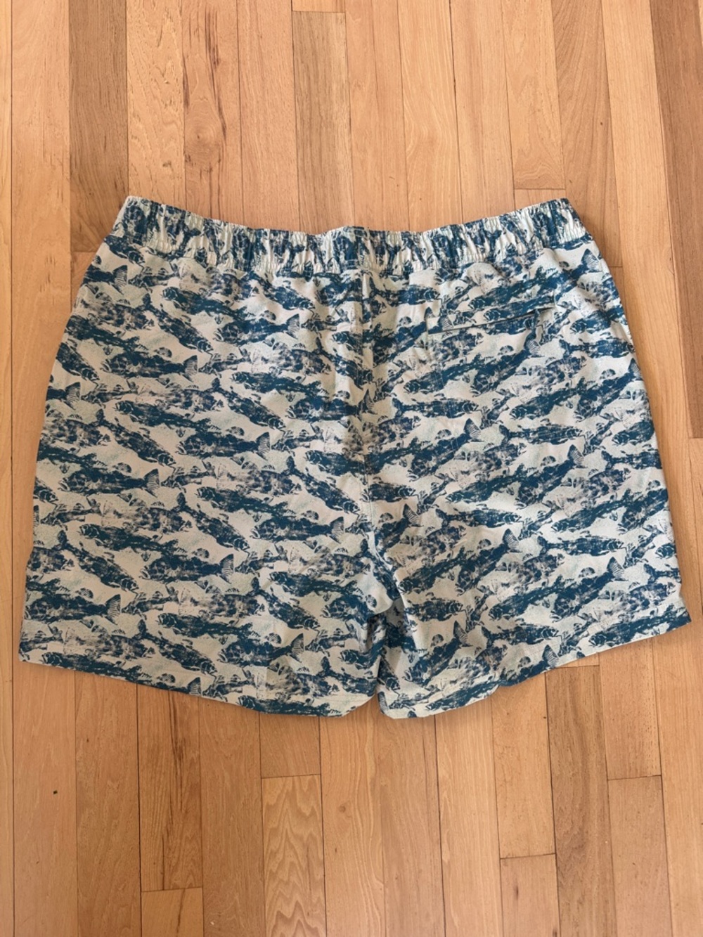 L.L.Bean Vacationland NEW Stretch Swim Trunks Lightest Mint Fish XL - Picture 3 of 6